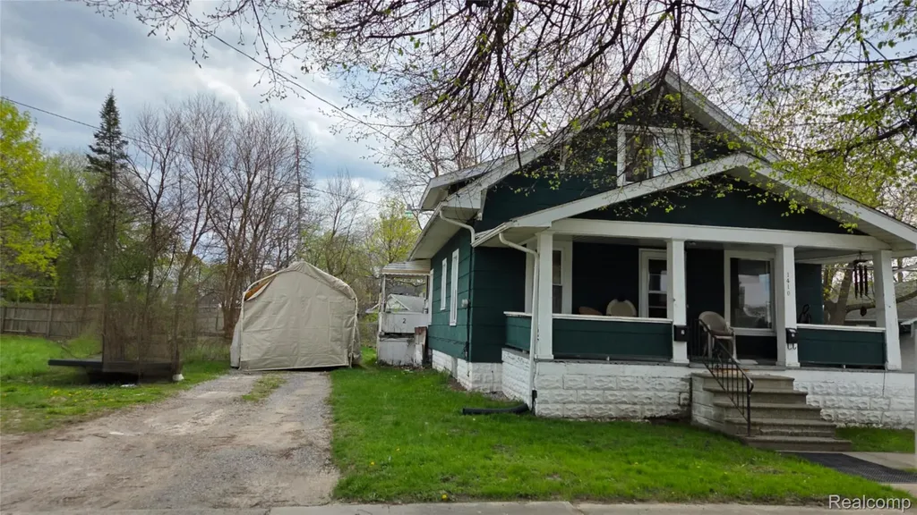 1410 Indiana Avenue Flint City MI 48506