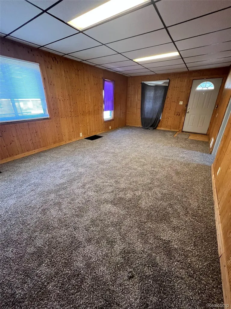 1410 Indiana Avenue Flint City MI 48506
