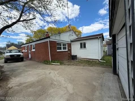 3953 19TH Street Ecorse City MI 48229