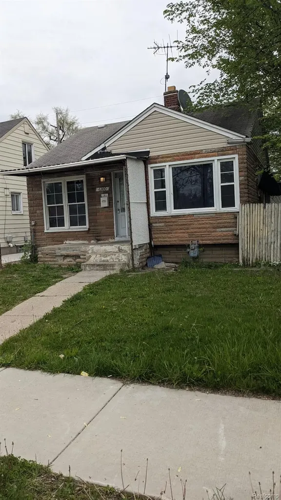 6300 Rosemont Avenue Detroit City MI 48228