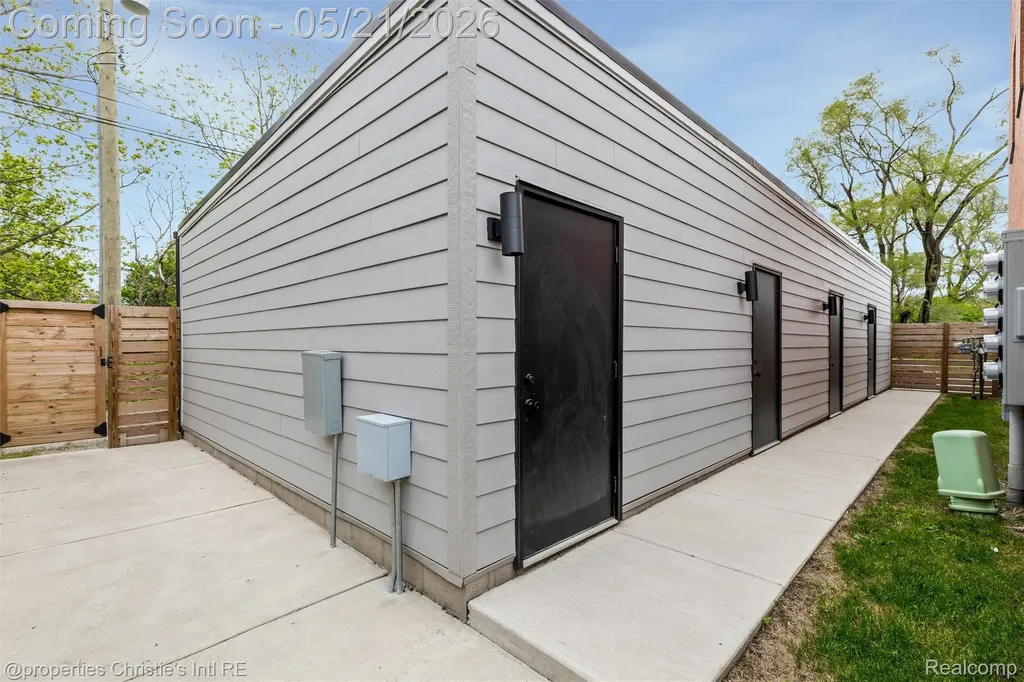 1803 Perry Street Detroit City MI 48216