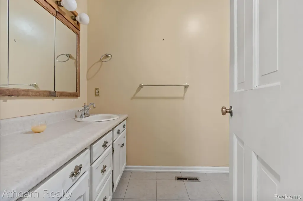 4140 Cook Road Mundy Township MI 48473