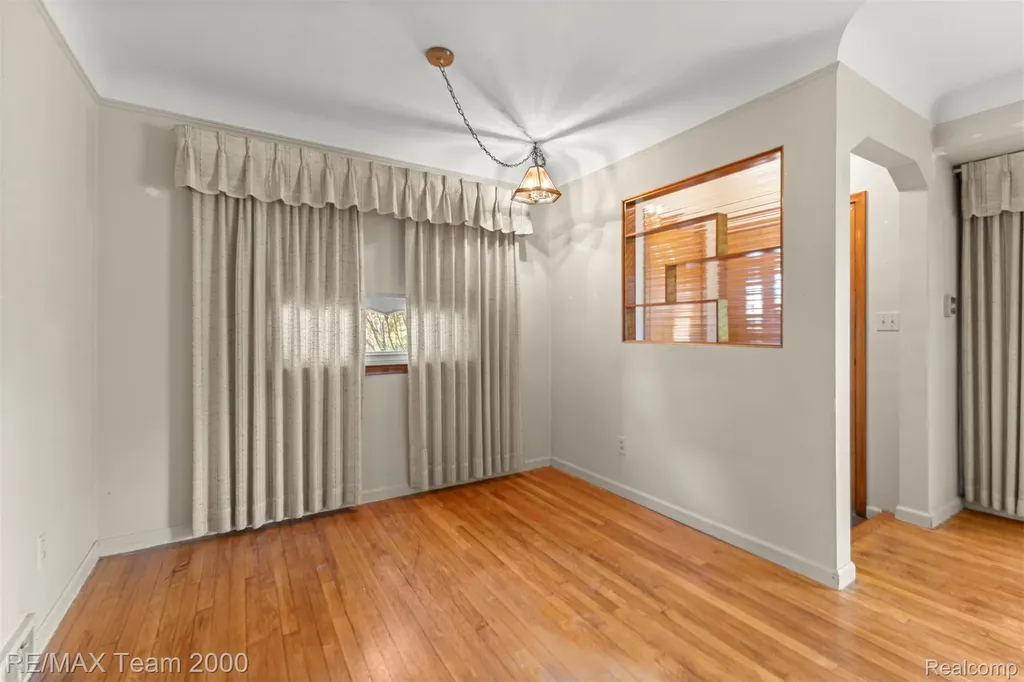 27143 Westland Road Redford Charter Township MI 48240