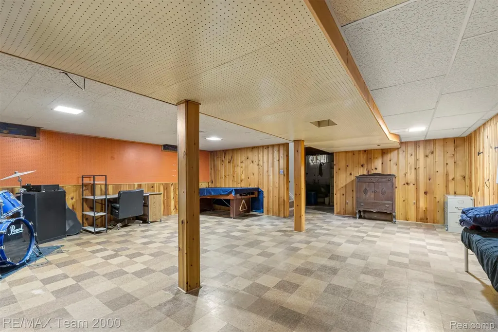 27143 Westland Road Redford Charter Township MI 48240