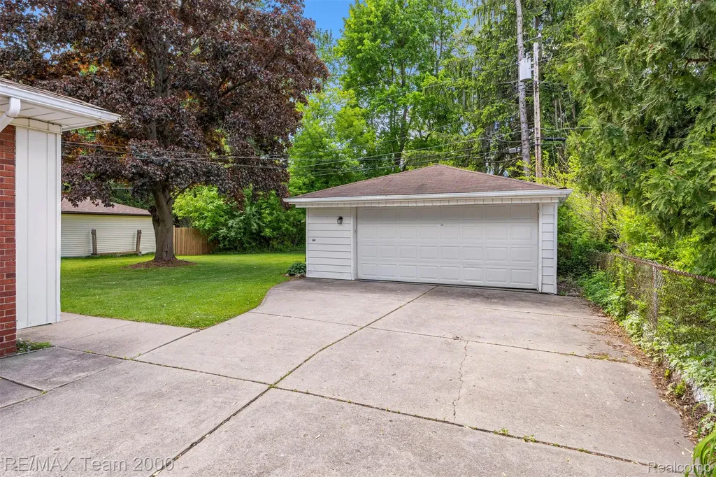 27143 Westland Road Redford Charter Township MI 48240