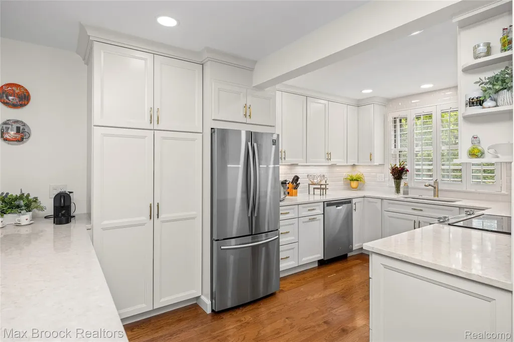 6485 Thurber Road Bloomfield Hills City MI 48301