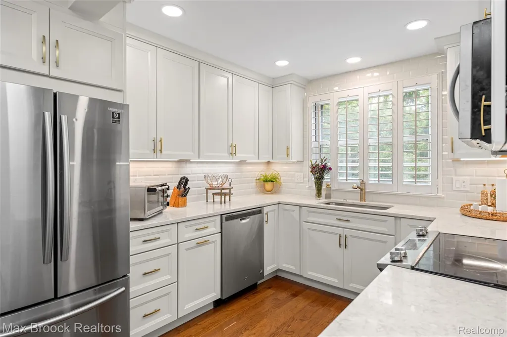 6485 Thurber Road Bloomfield Hills City MI 48301