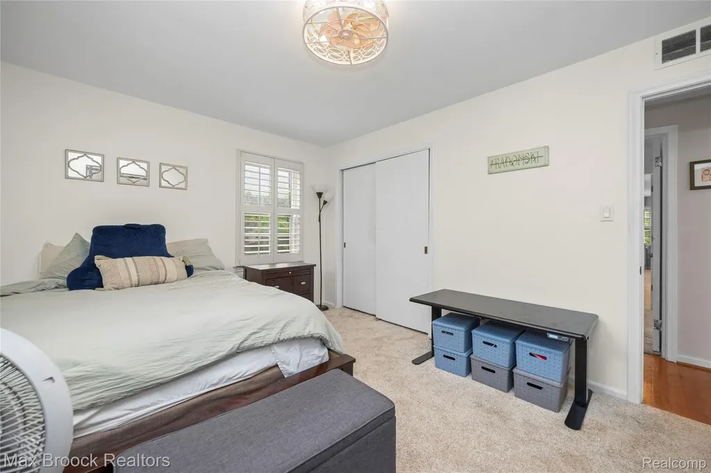 6485 Thurber Road Bloomfield Hills City MI 48301