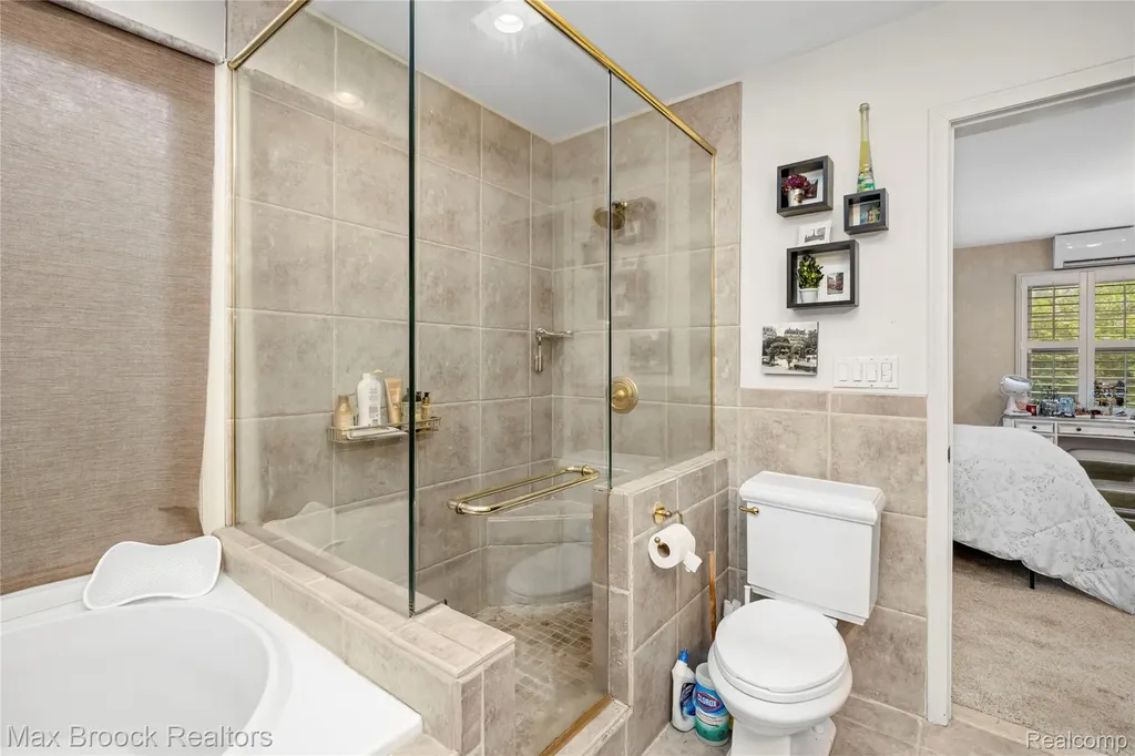 6485 Thurber Road Bloomfield Hills City MI 48301