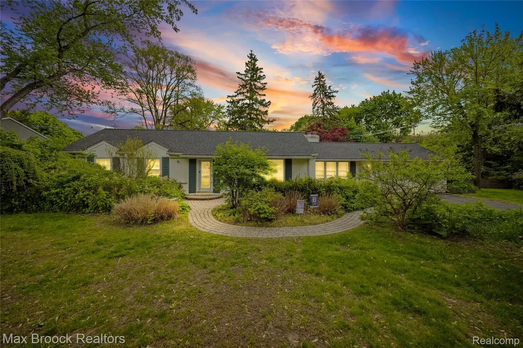 6485 Thurber Road Bloomfield Hills City MI 48301