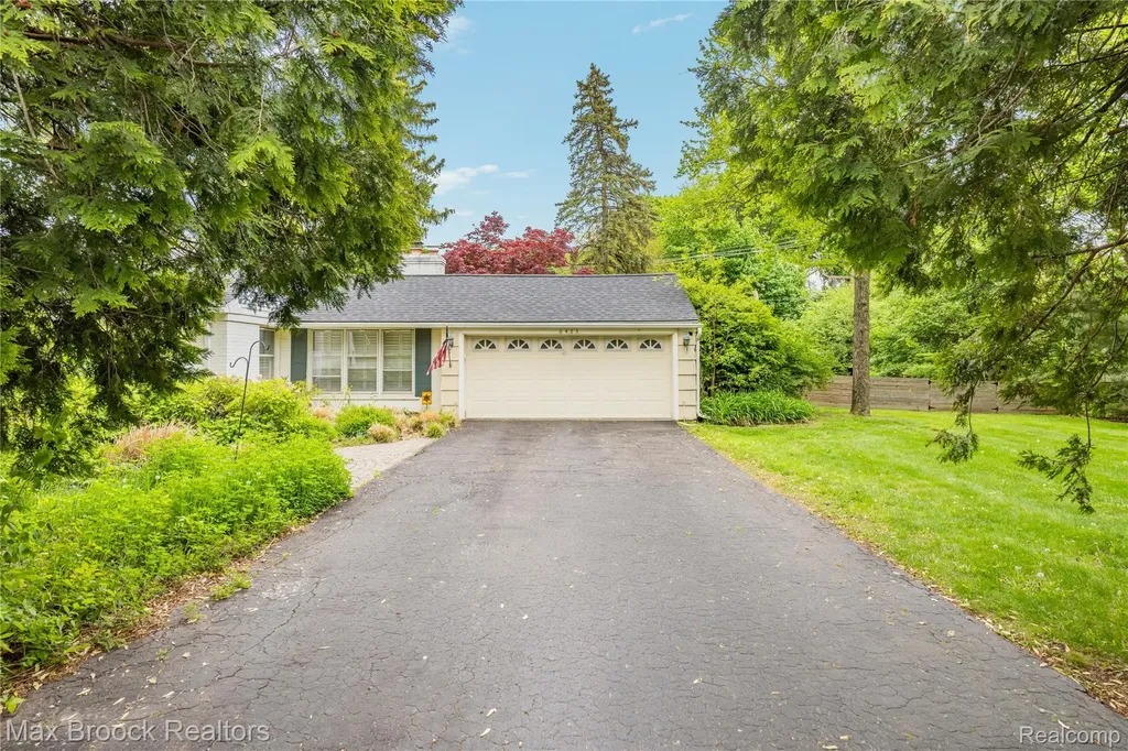 6485 Thurber Road Bloomfield Hills City MI 48301
