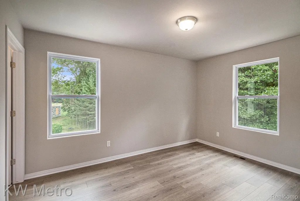 235 Whispering Pines Drive Fenton City MI 48430