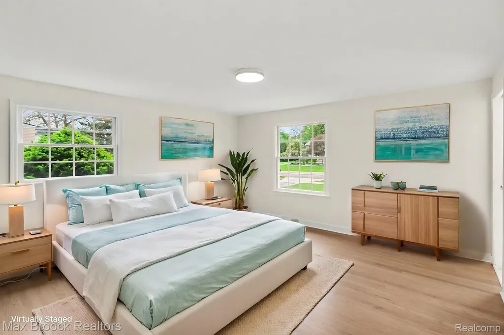 3781 Quarton Road Bloomfield Charter Township MI 48302