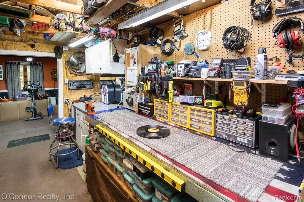 4234 Atkins Road Port Huron Charter Township MI 48060