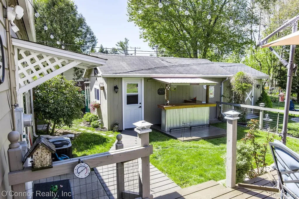 4234 Atkins Road Port Huron Charter Township MI 48060