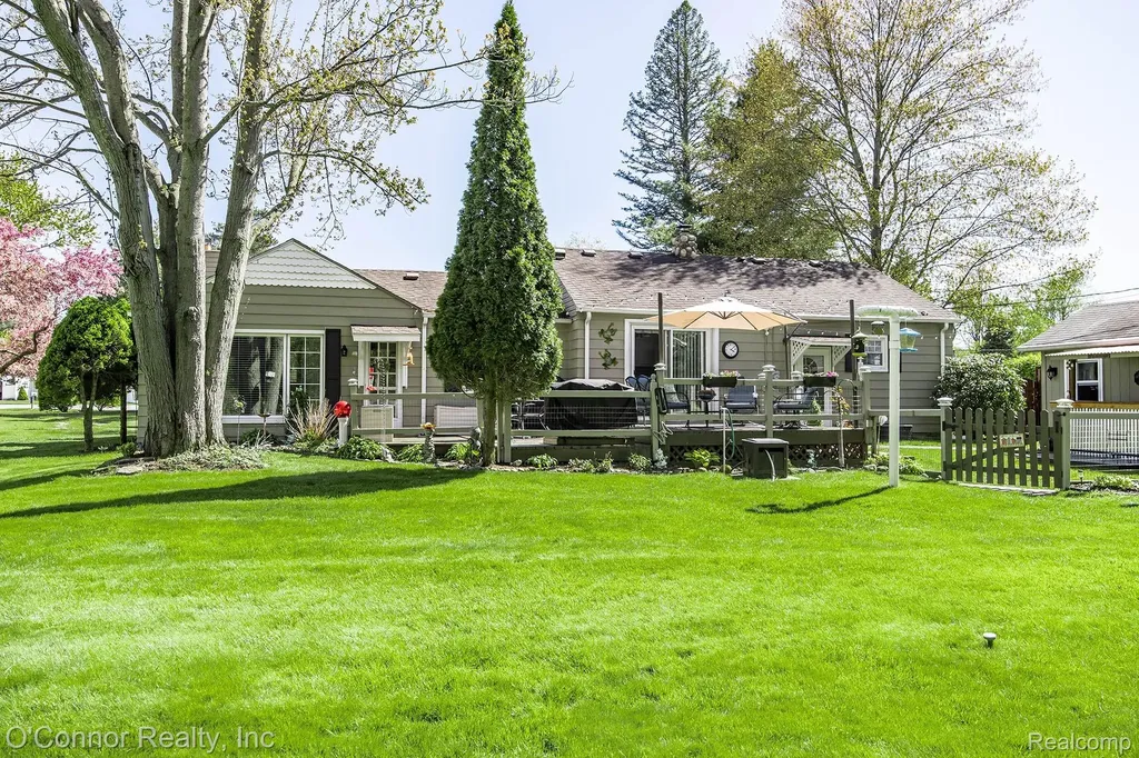 4234 Atkins Road Port Huron Charter Township MI 48060