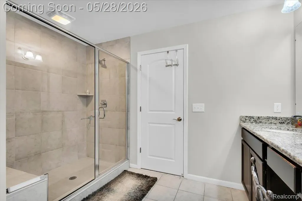 2904 Secret Way Commerce Charter Township MI 48390