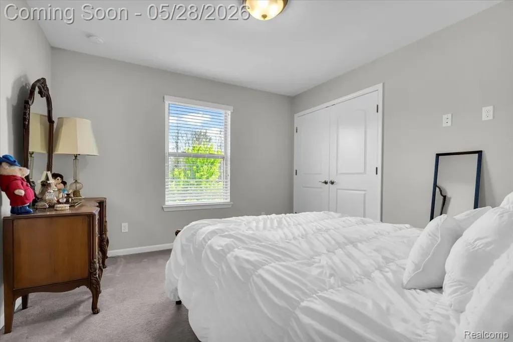 2904 Secret Way Commerce Charter Township MI 48390