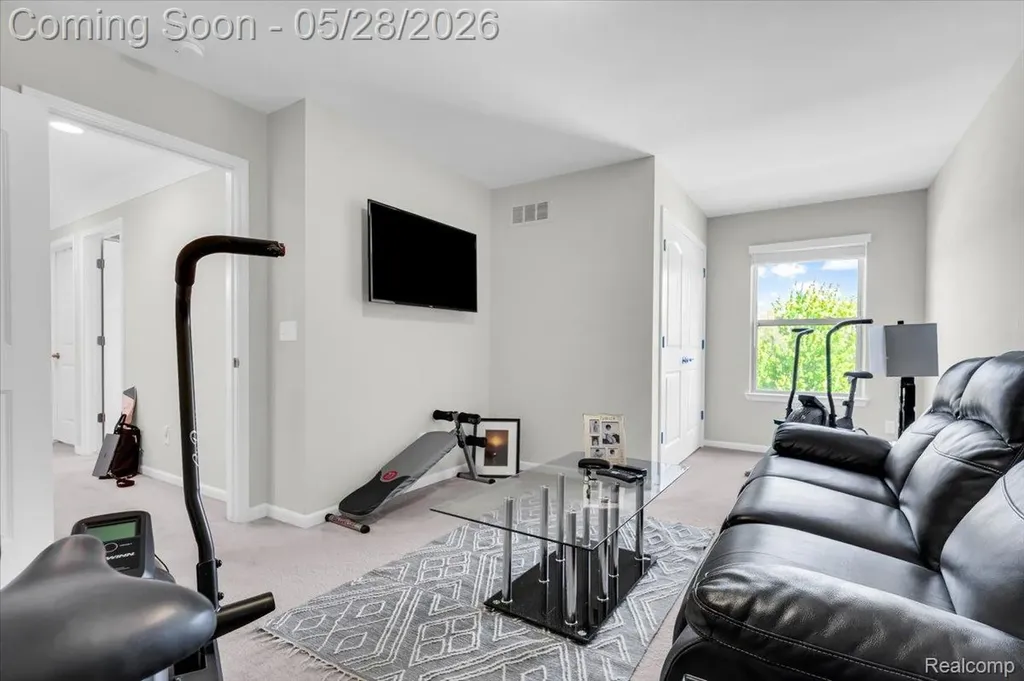 2904 Secret Way Commerce Charter Township MI 48390
