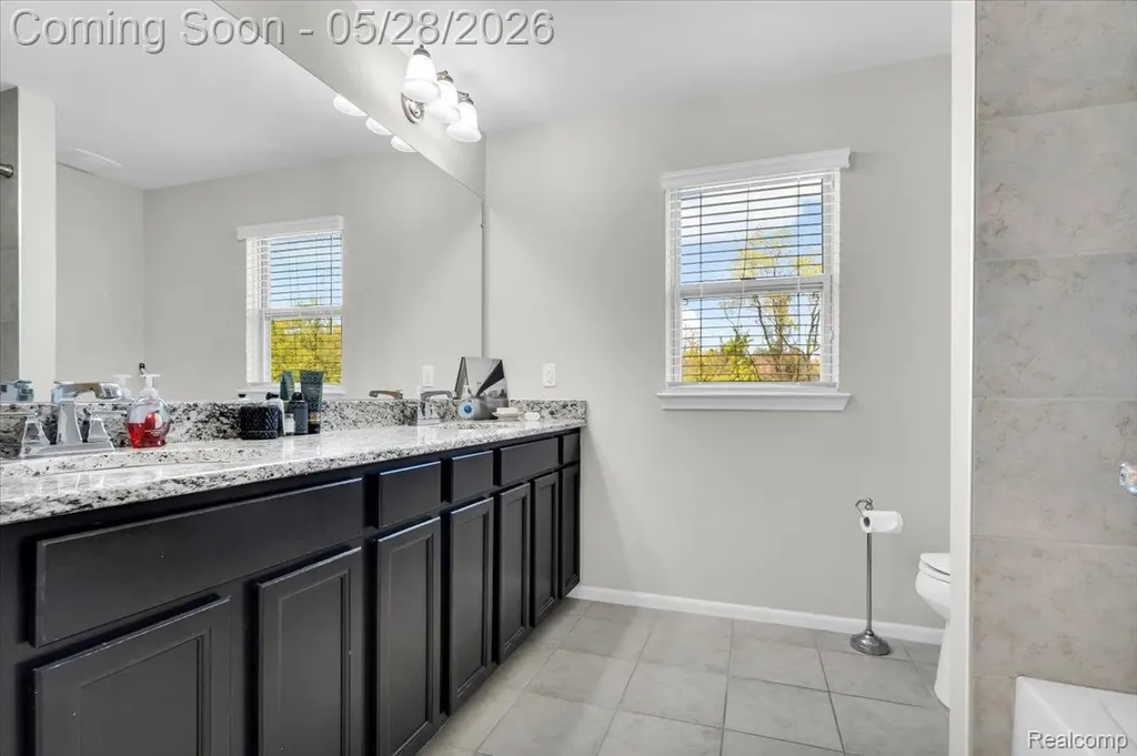 2904 Secret Way Commerce Charter Township MI 48390