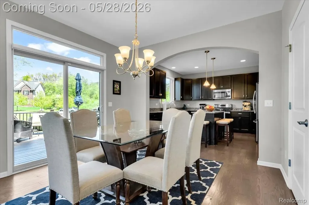 2904 Secret Way Commerce Charter Township MI 48390