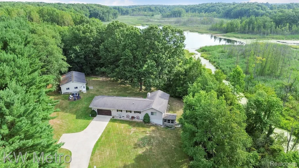 355 Dockham Road Deerfield Township MI 48421