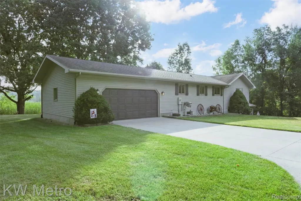 355 Dockham Road Deerfield Township MI 48421