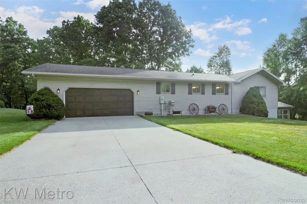 355 Dockham Road Deerfield Township MI 48421