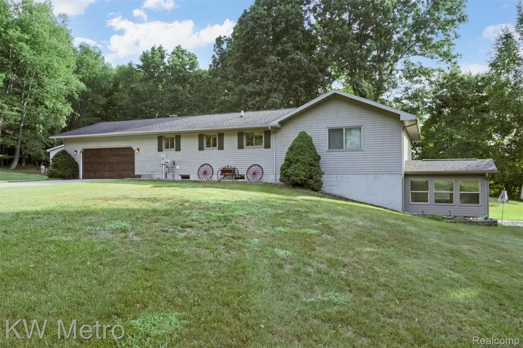 355 Dockham Road Deerfield Township MI 48421