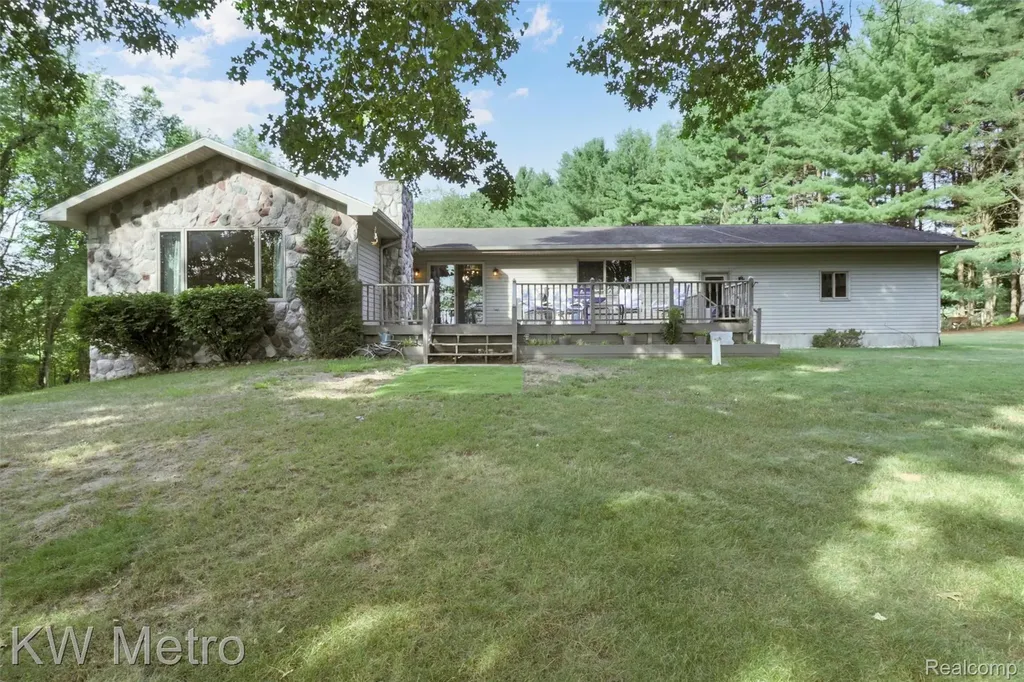 355 Dockham Road Deerfield Township MI 48421