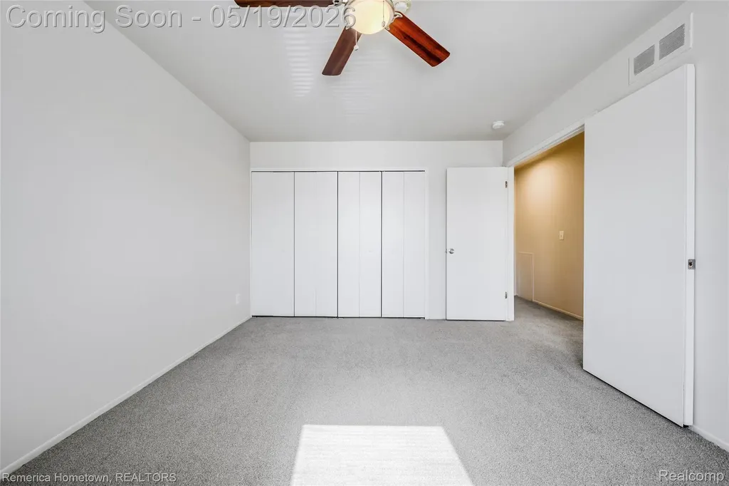 41025 Southwind Drive Canton Charter Township MI 48188
