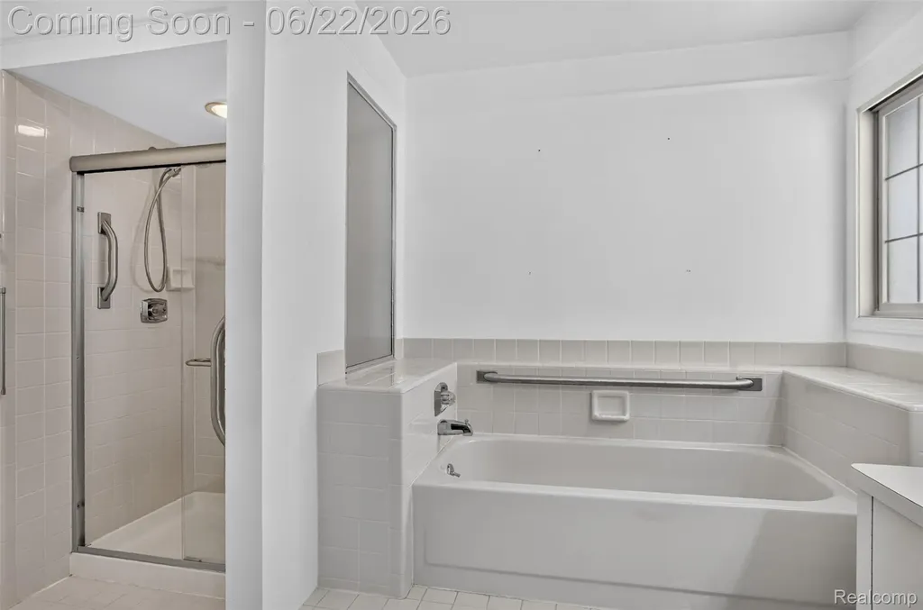 6190 Celeste Road West Bloomfield Charter Township MI 48322