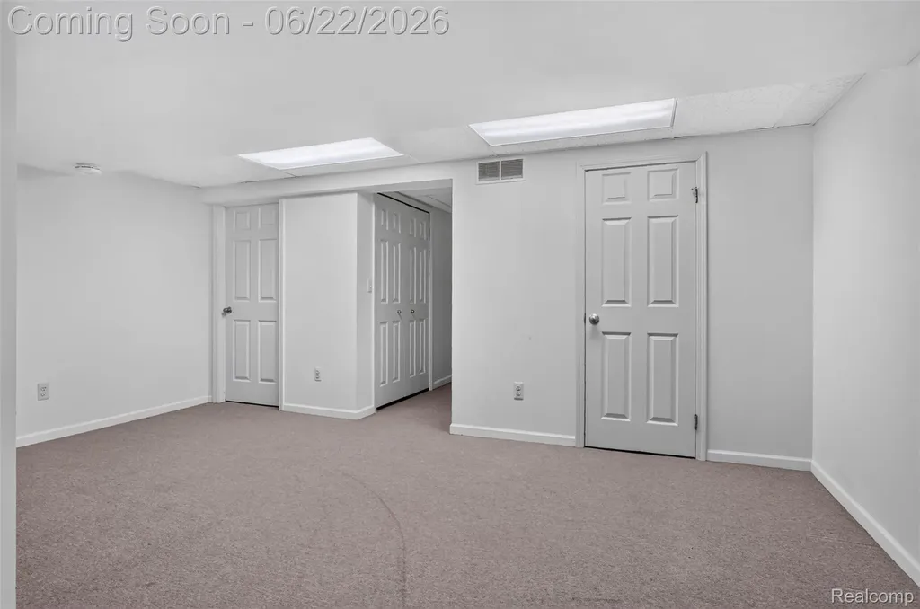6190 Celeste Road West Bloomfield Charter Township MI 48322
