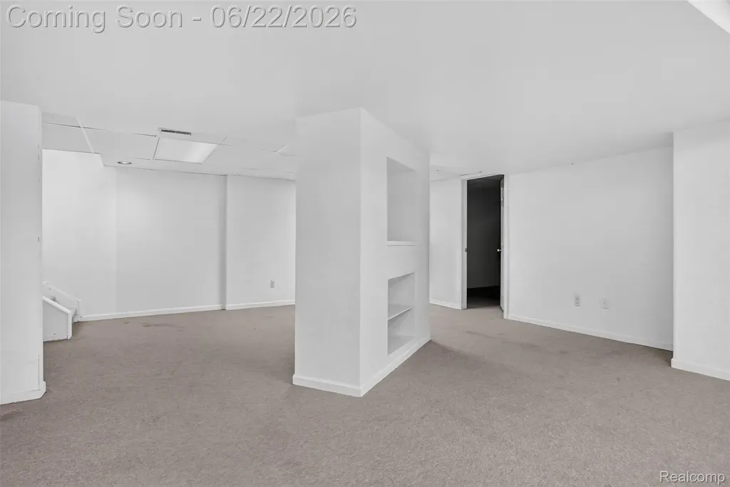 6190 Celeste Road West Bloomfield Charter Township MI 48322
