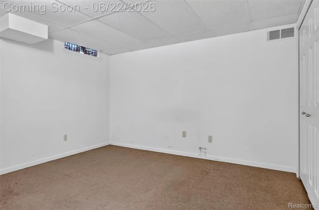 6190 Celeste Road West Bloomfield Charter Township MI 48322