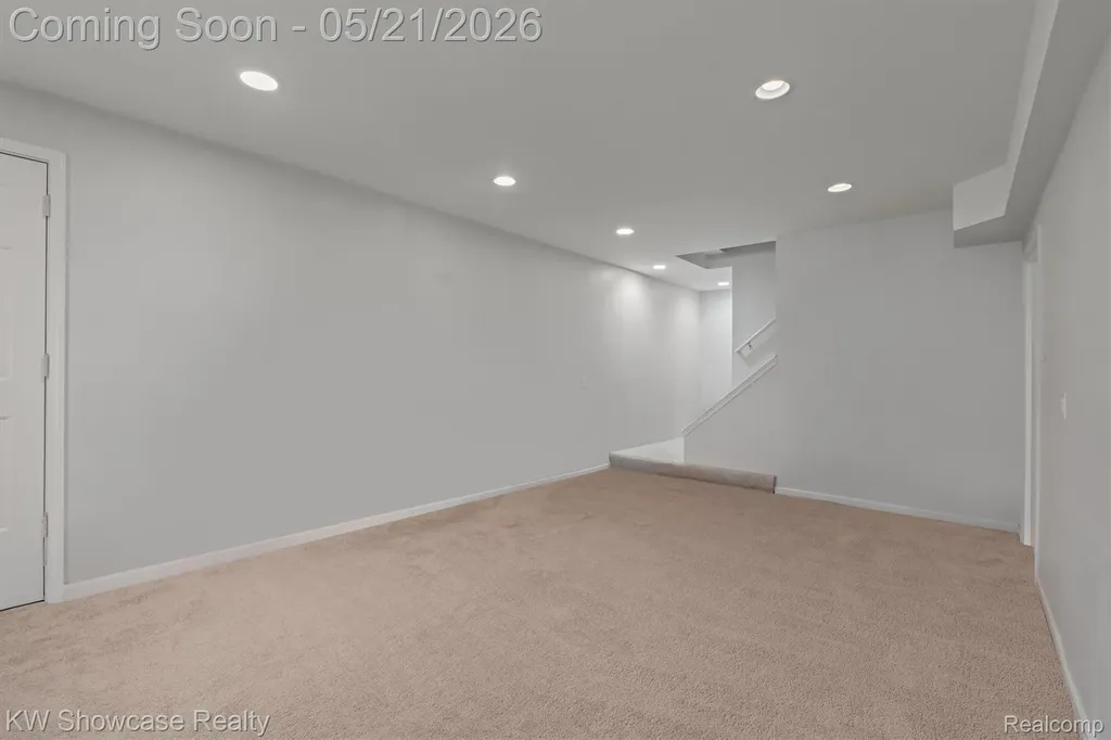 9650 Montgold Avenue White Lake Charter Township MI 48386