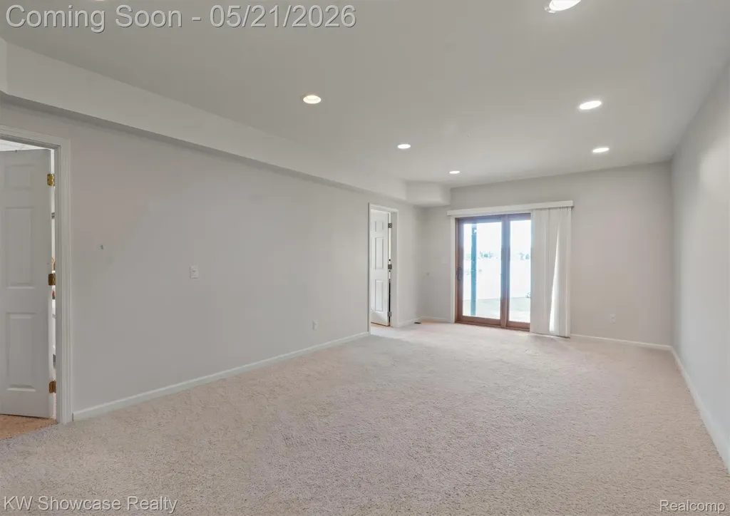 9650 Montgold Avenue White Lake Charter Township MI 48386