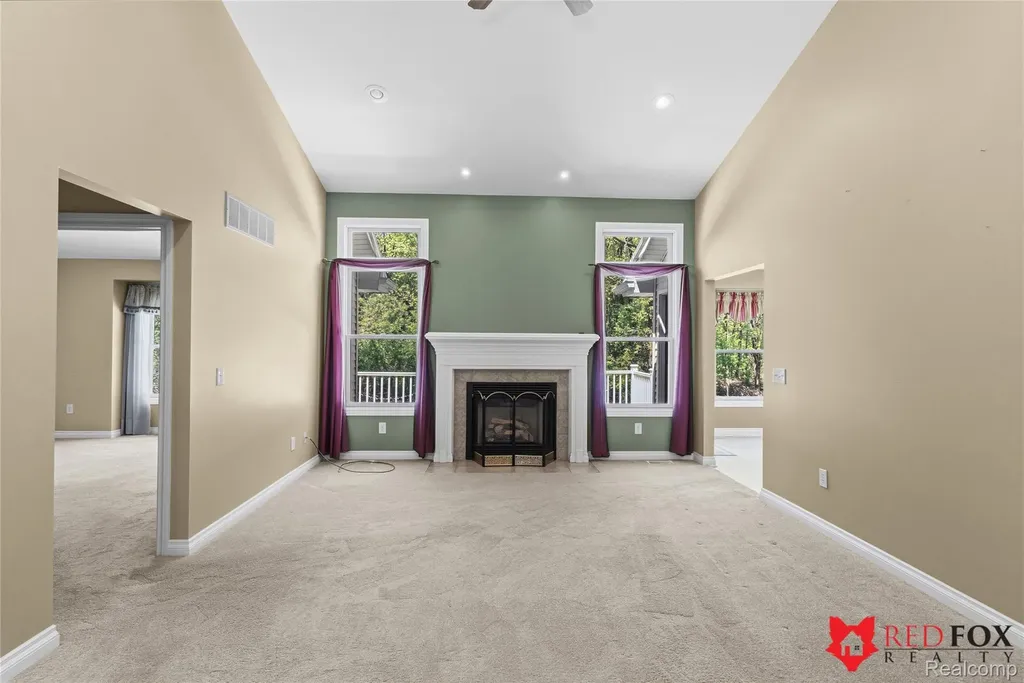 1199 Creek View Court Burton City MI 48509