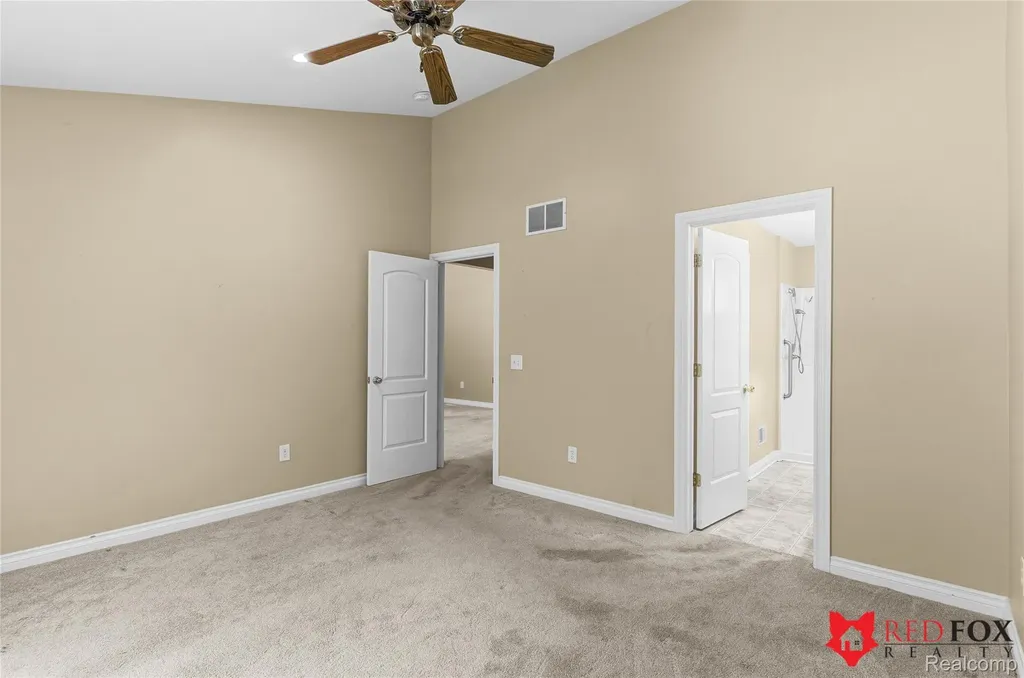 1199 Creek View Court Burton City MI 48509