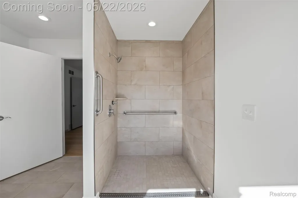 46972 Mckenna Drive Macomb Township MI 48044