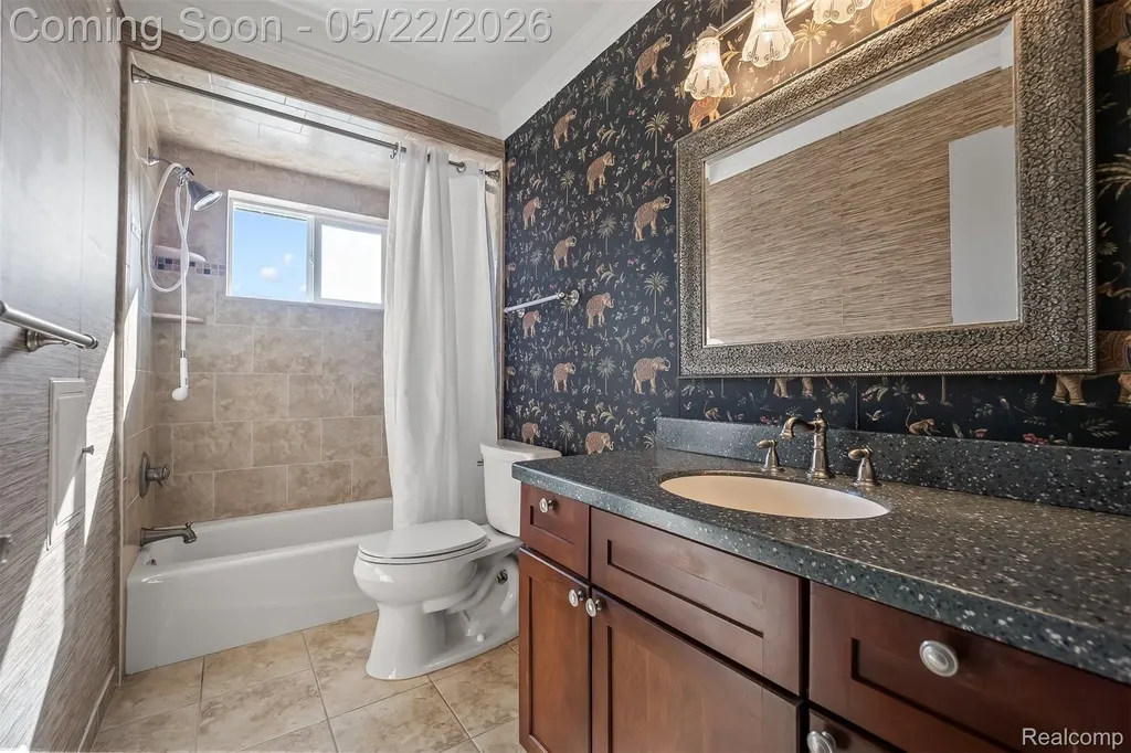 46972 Mckenna Drive Macomb Township MI 48044