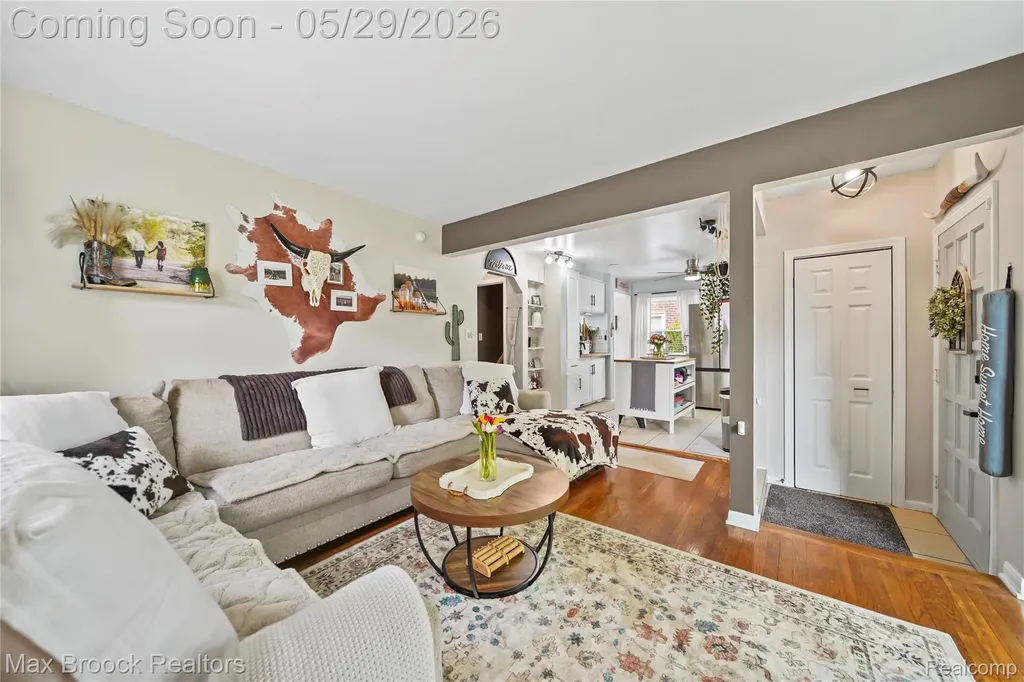 9301 Dixie Redford Charter Township MI 48239