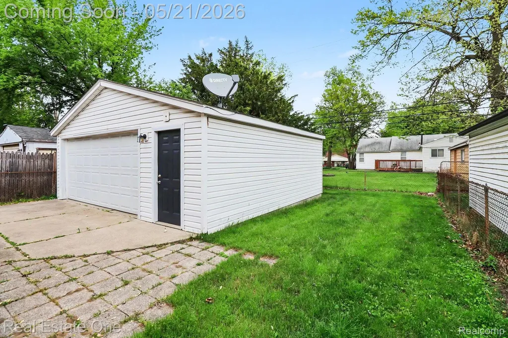 6305 Beech Daly Road Taylor City MI 48180