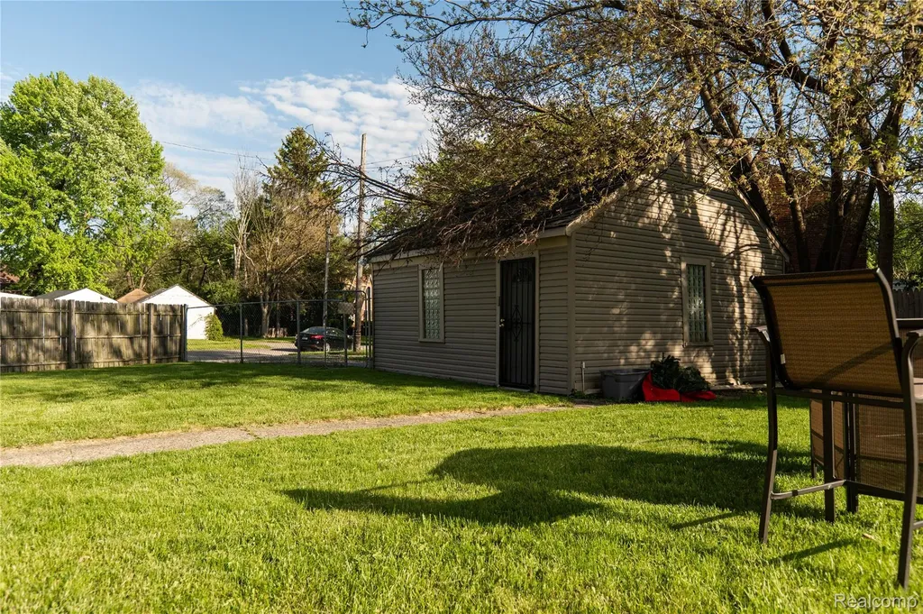 10301 Berkshire Street Detroit City MI 48224