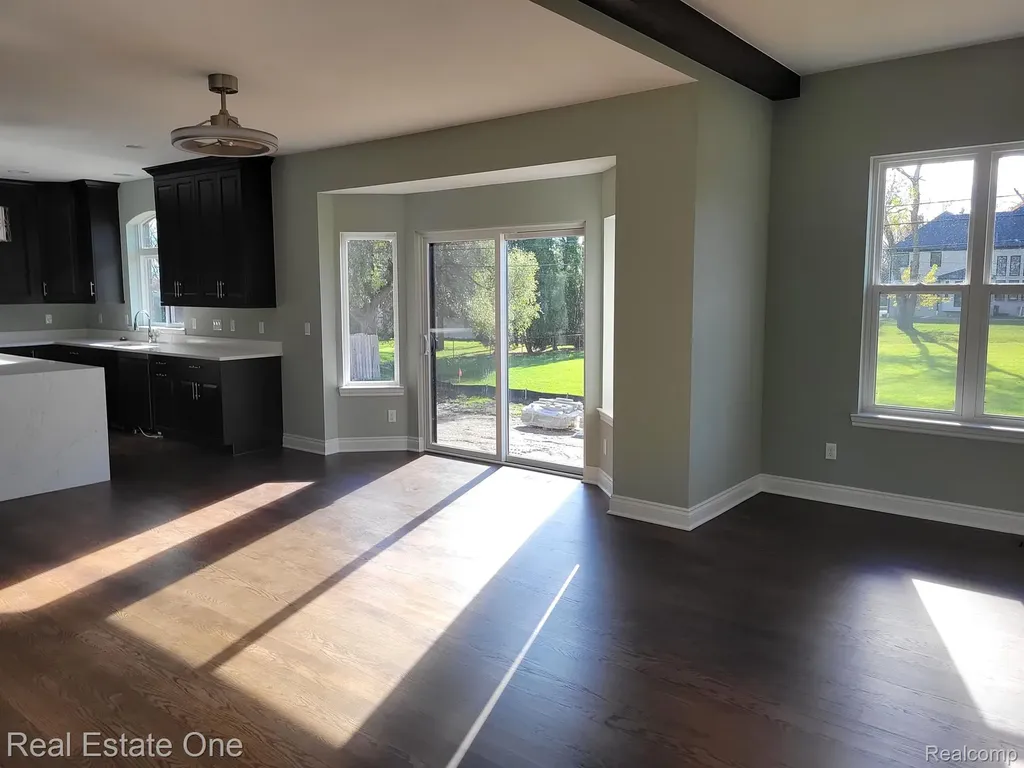 25 Florence Drive Troy City MI 48098
