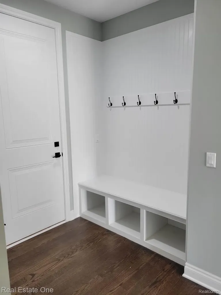 25 Florence Drive Troy City MI 48098