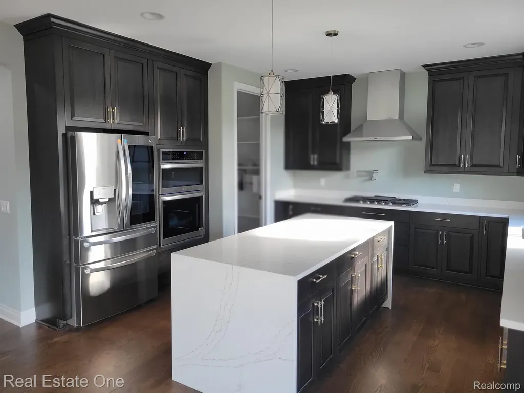 25 Florence Drive Troy City MI 48098