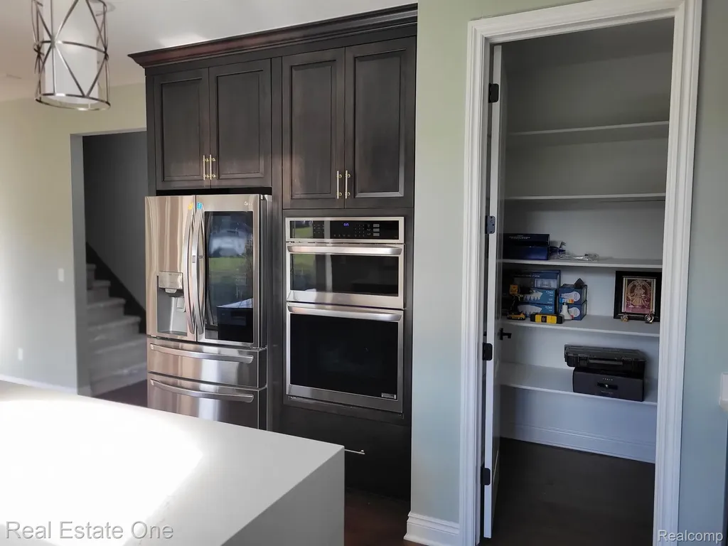 25 Florence Drive Troy City MI 48098
