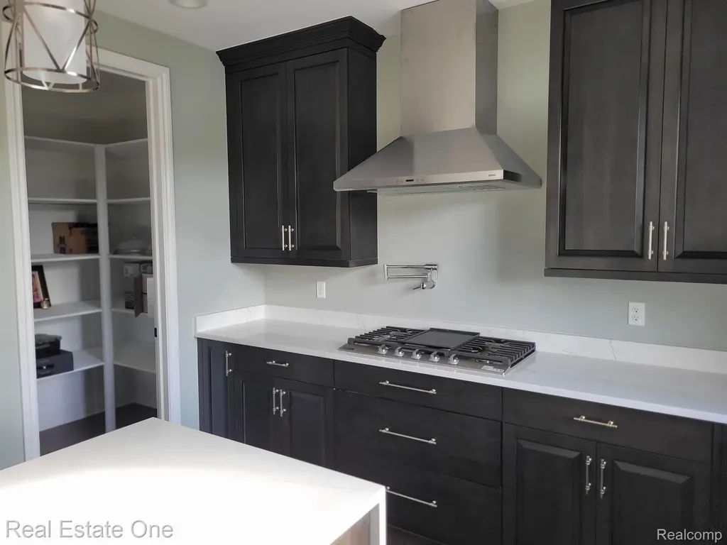 25 Florence Drive Troy City MI 48098
