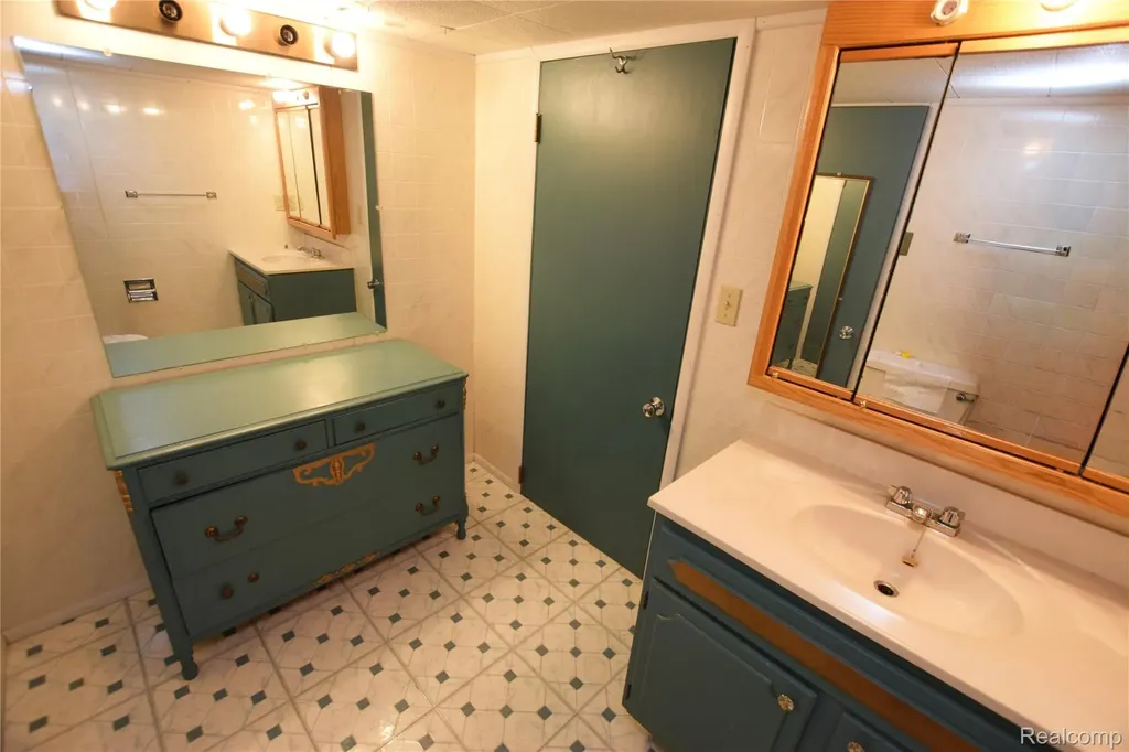1349 Ox Yoke Drive Flint Charter Township MI 48532
